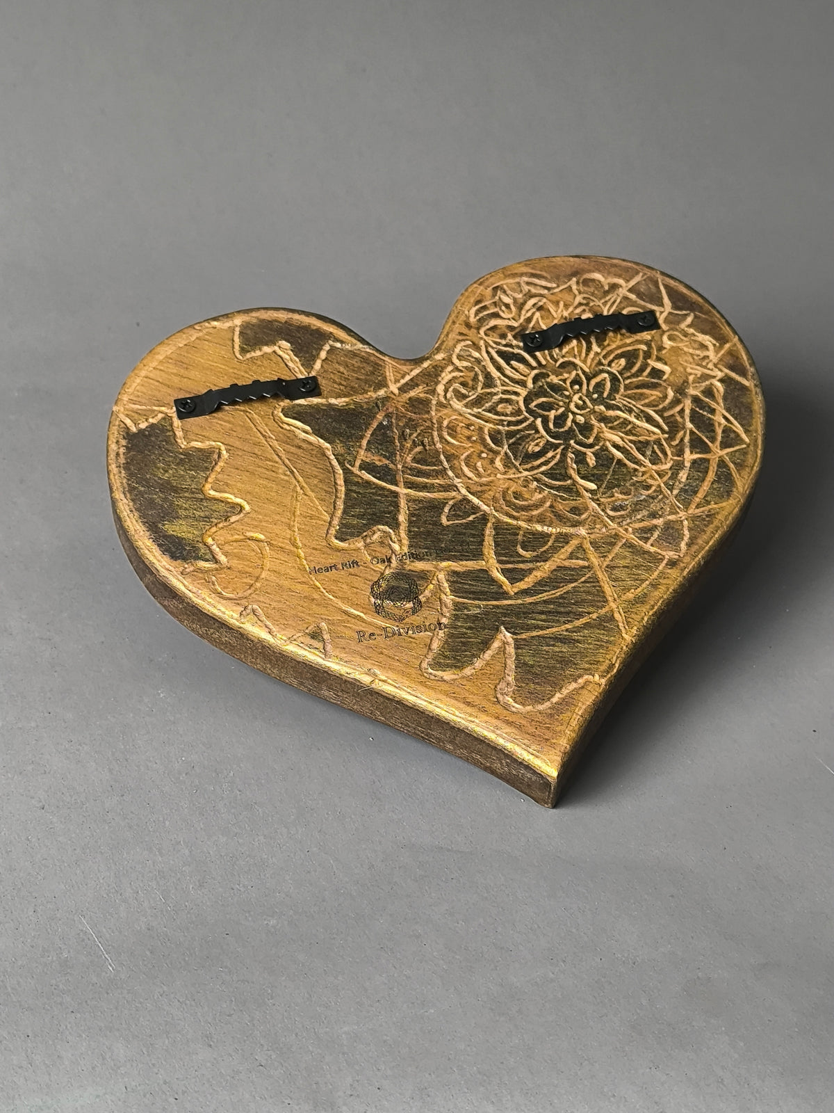 Heart Rift – Oak Edition No. 11, Detailansicht